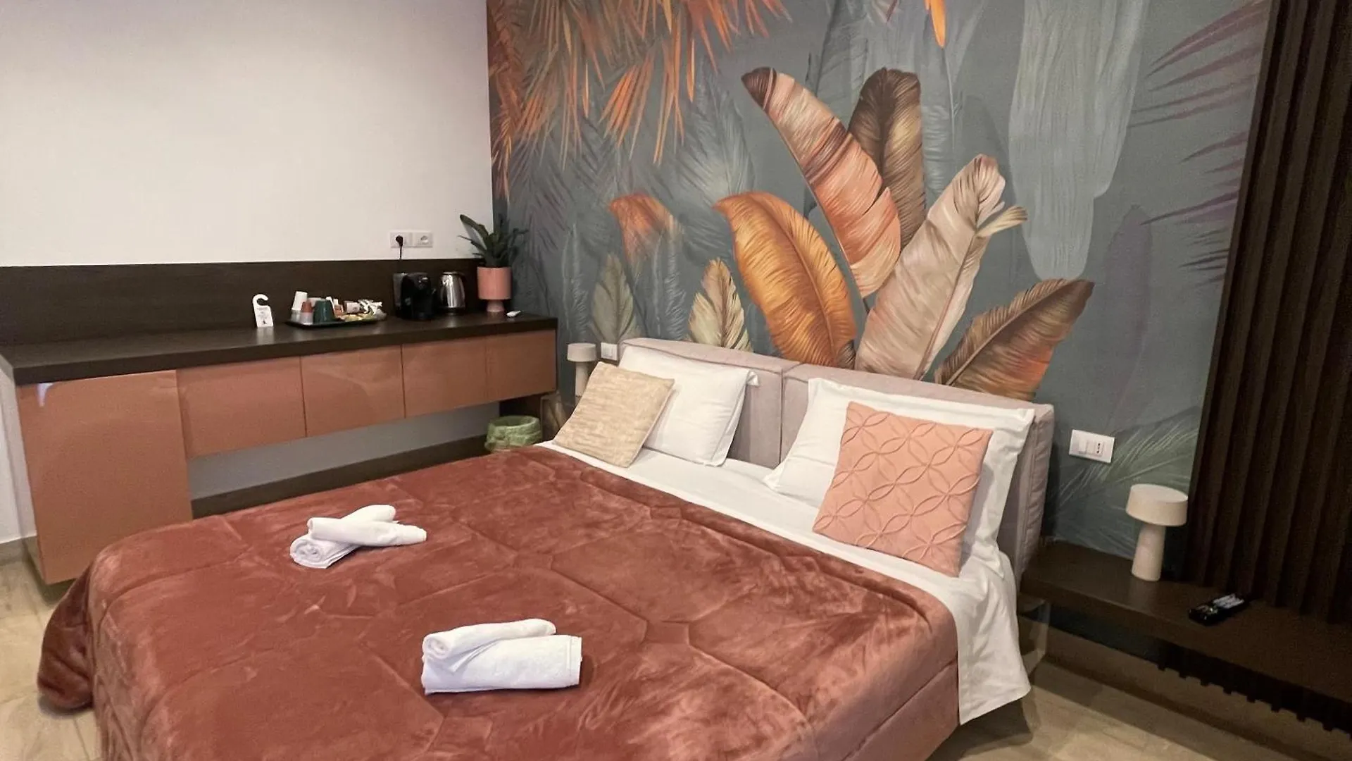 Namuri Luxury Rooms contacts